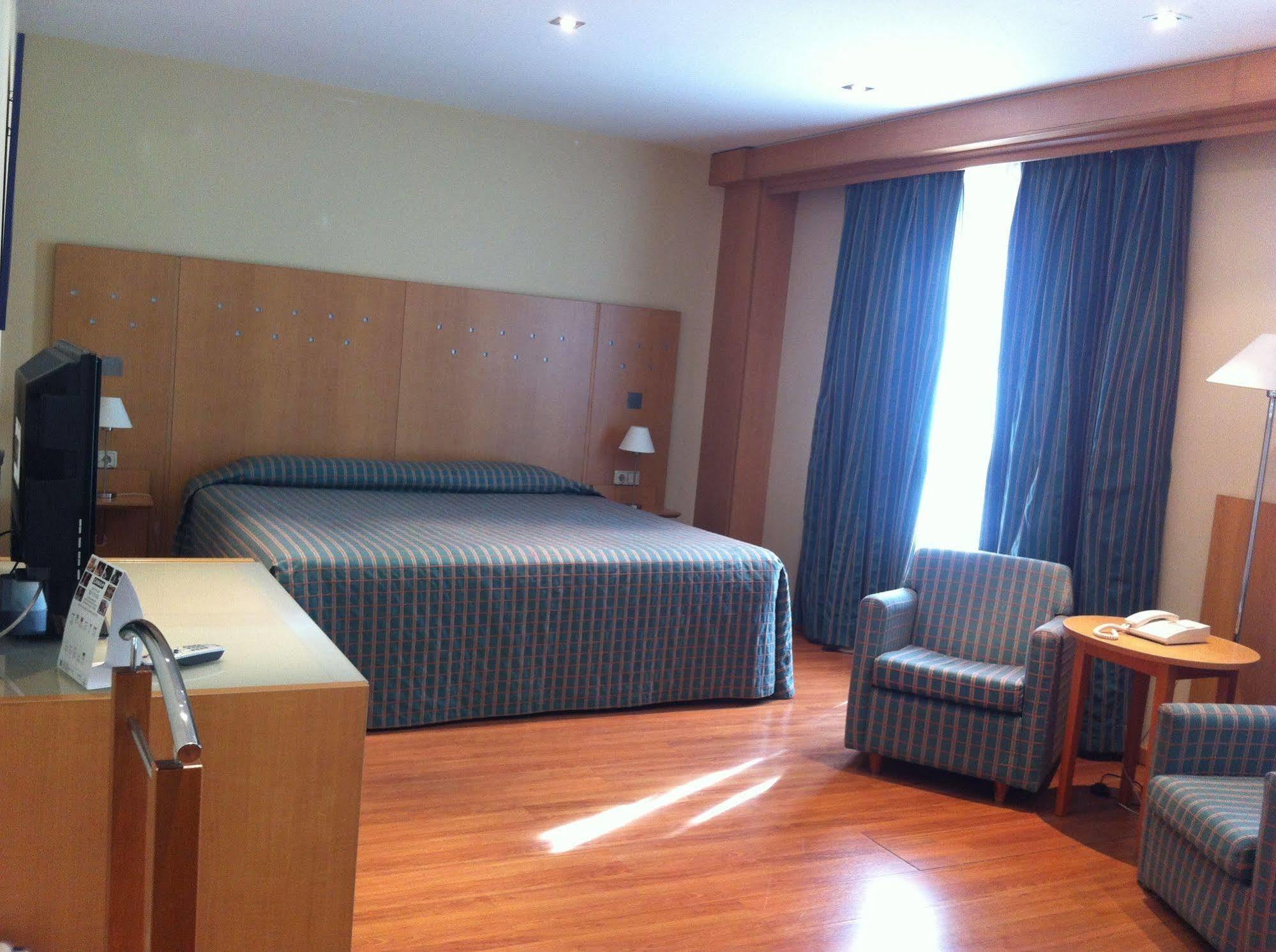 Hotel Monte Rozas Las Rozas de Madrid Esterno foto