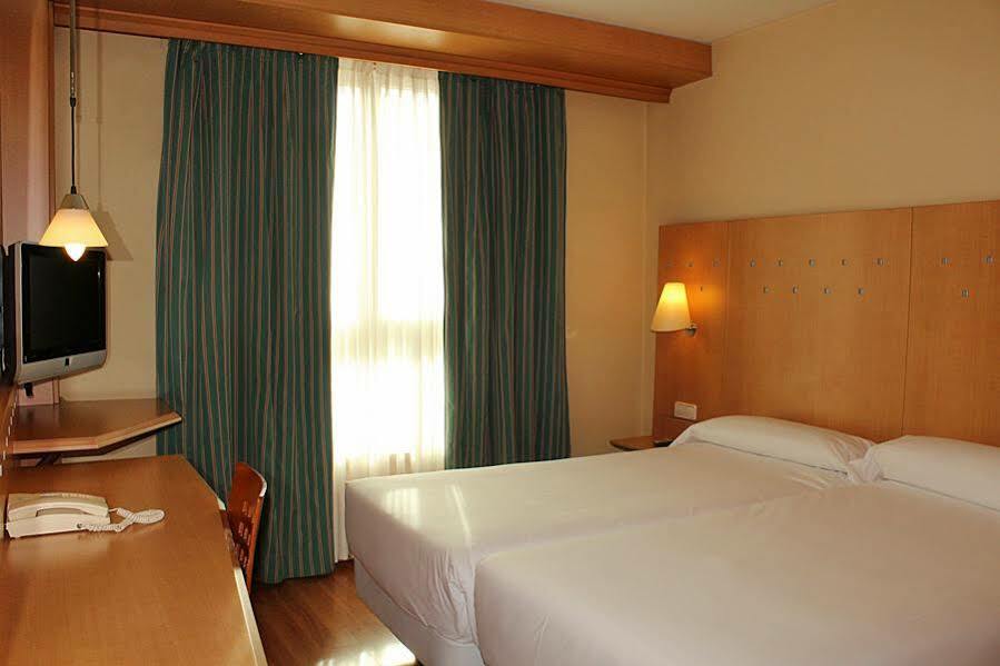 Hotel Monte Rozas Las Rozas de Madrid Esterno foto