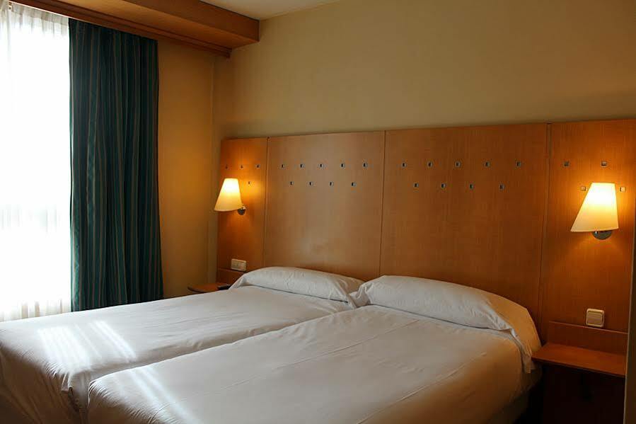 Hotel Monte Rozas Las Rozas de Madrid Esterno foto